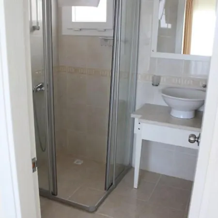 Villa Emerald 9, Large 3 Bed, 3 Ensuite Fethiye