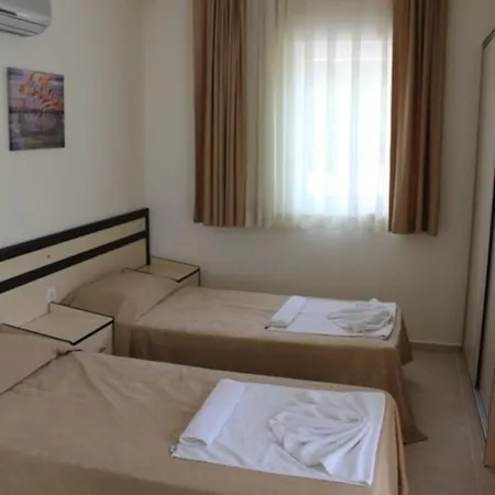 Emerald 9, Large 3 Bed, 3 Ensuite Villa